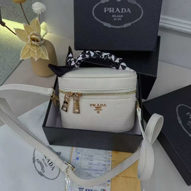 Fashion Leather Crossbody Makeup Bags
