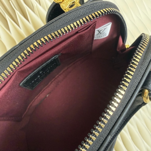 Fashion Leather Embossing Crossbody Handbags