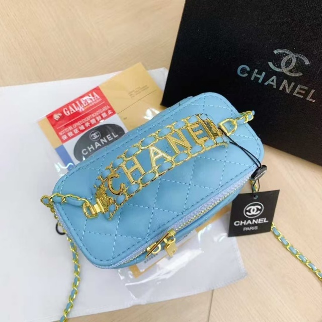 Metal Logo Chained Leather Women Makeup Bags