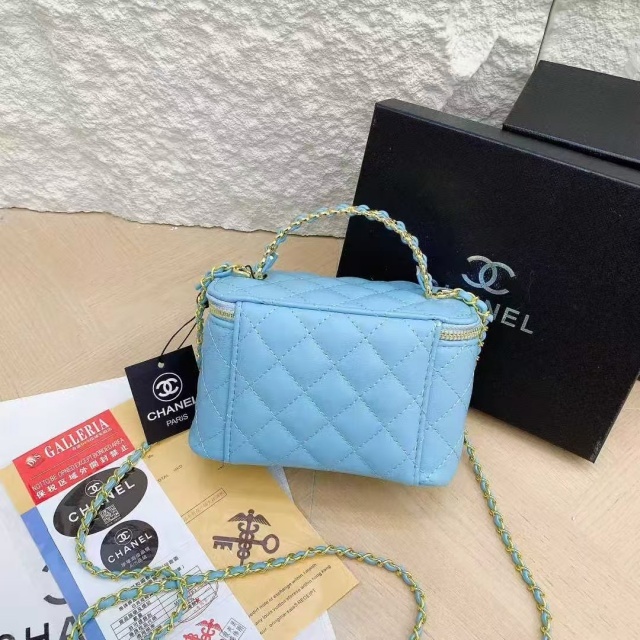 Metal Logo Chained Leather Women Makeup Bags