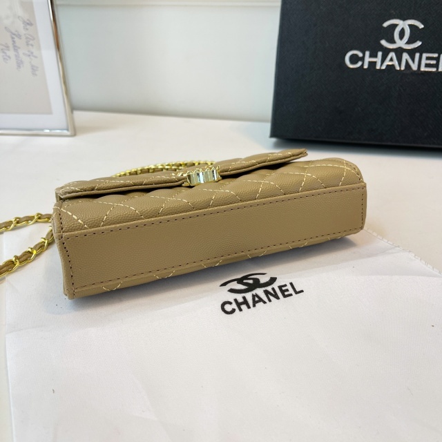 Metal Logo Fashion Chained Messenger Bags