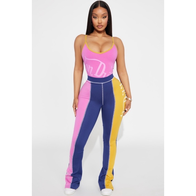Printed Cami Bodysuit Top Slim Fit Pant Set