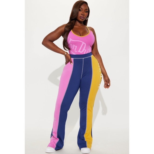 Printed Cami Bodysuit Top Slim Fit Pant Set