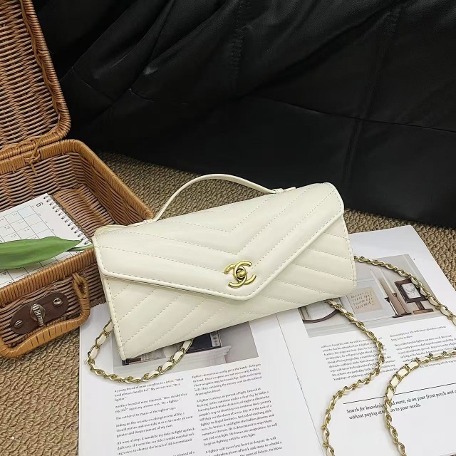 Chained Leather Fashion Messenger Bags