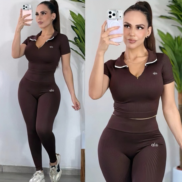 Fashion Embroidery Ribbed Jogging Suit