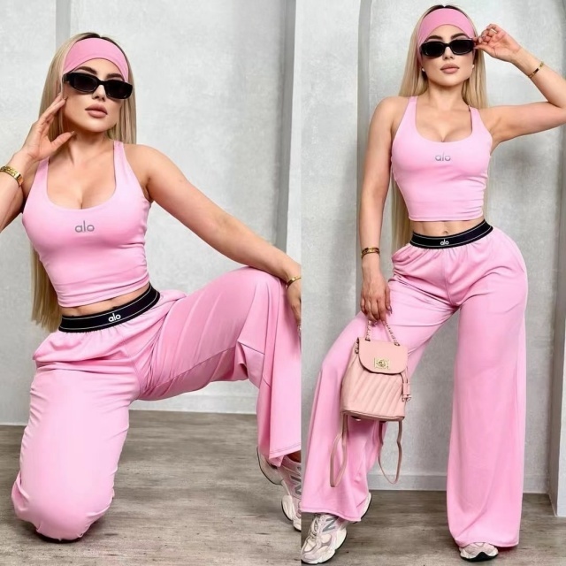 Fashion Embroidery Tank Top Tracksuit Set