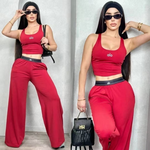Fashion Embroidery Tank Top Tracksuit Set