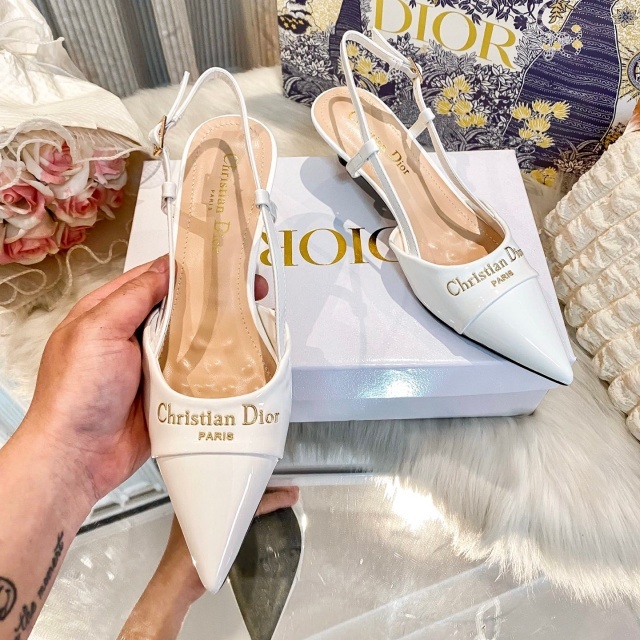 Fashion Pointed Toe Women Luxury Sandals