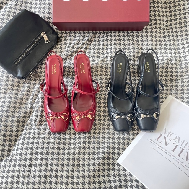 Luxury Fashion Women Casual Chunky Sandals