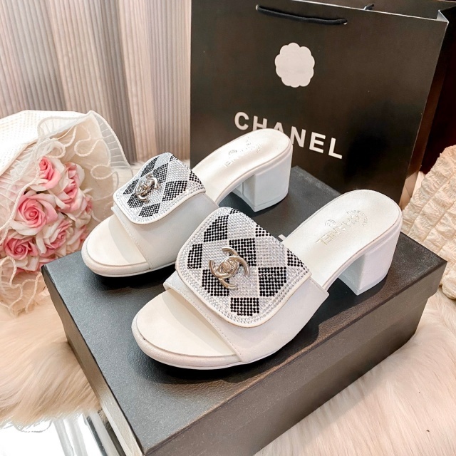 Luxury Fashion Women Chunky Sandals