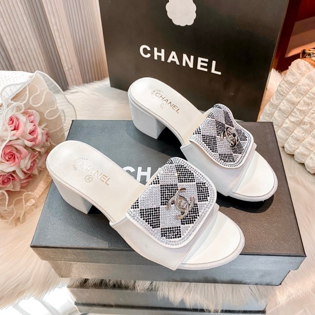Luxury Fashion Women Chunky Sandals
