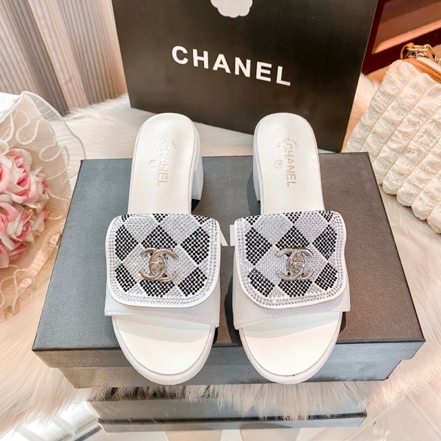 Luxury Fashion Women Chunky Sandals