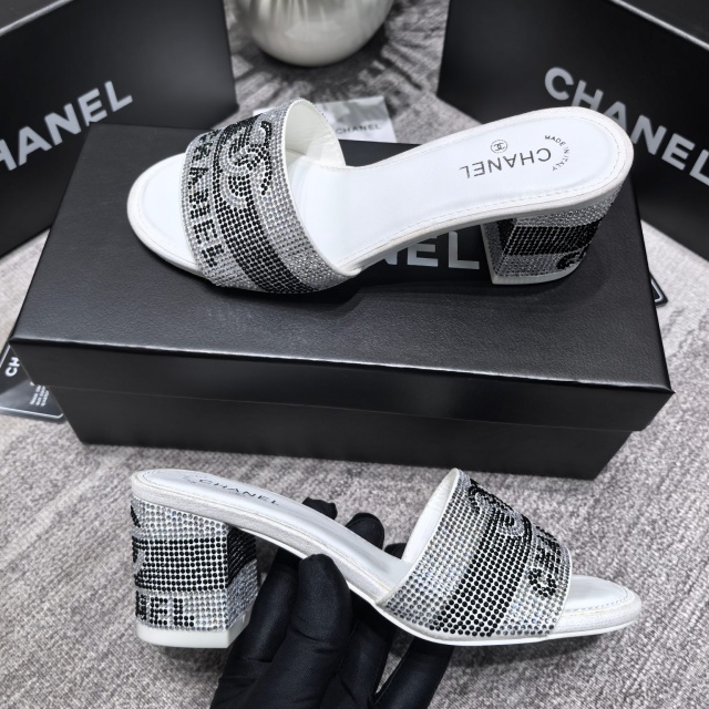 Luxury Fashion Women Rhinestones Casual Sandals