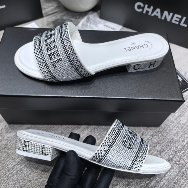Luxury Fashion Women Rhinestones Casual Sandals