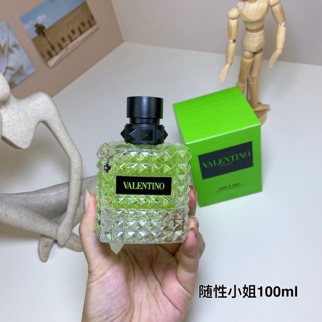 Donna Born in Roma Green Stravaganza Women Fragrance