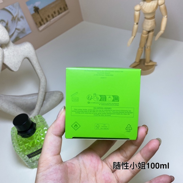 Donna Born in Roma Green Stravaganza Women Fragrance