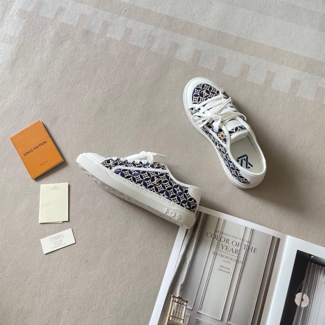 Luxury Fashion Design Women Casual Sneakers