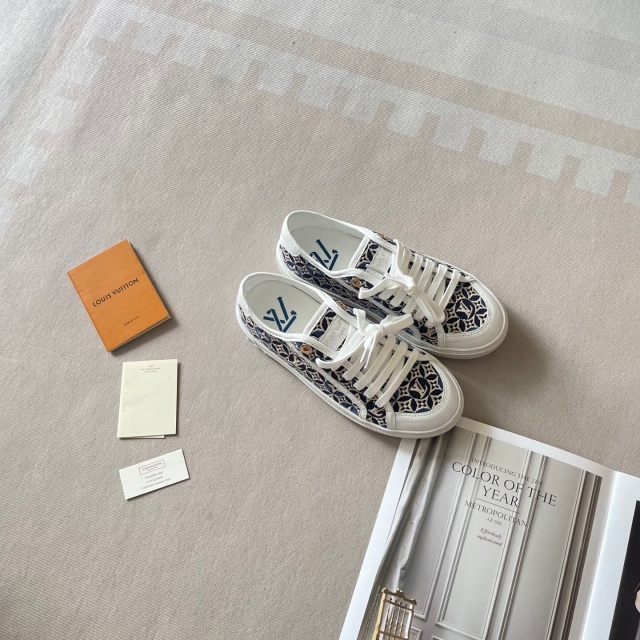 Luxury Fashion Design Women Casual Sneakers