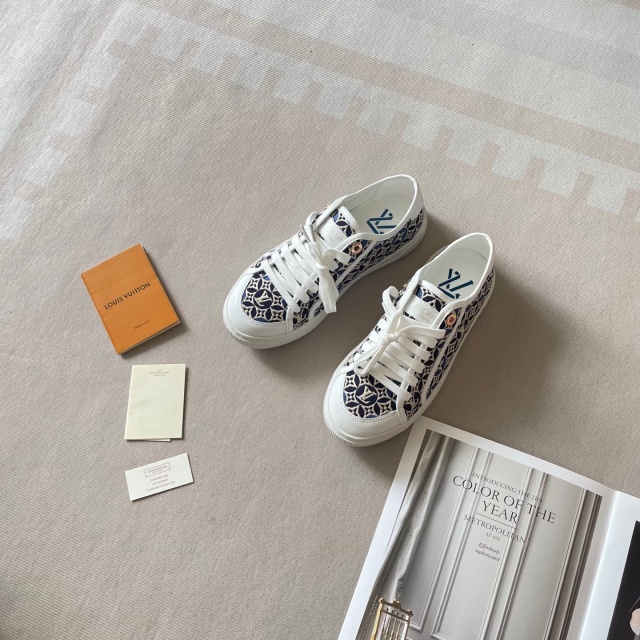 Luxury Fashion Design Women Casual Sneakers