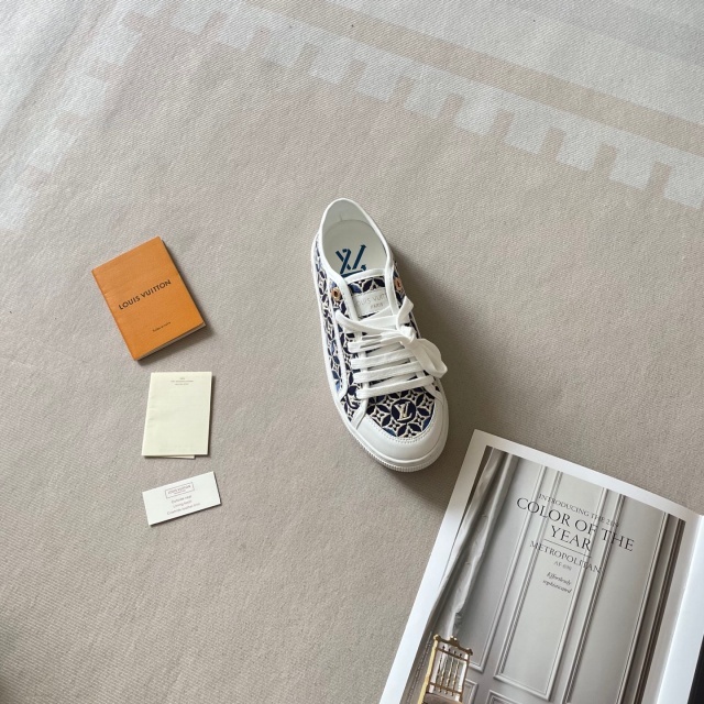 Luxury Fashion Design Women Casual Sneakers