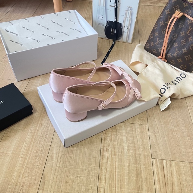 Luxury Fashion Satin Chunky Mary Jane Shoes