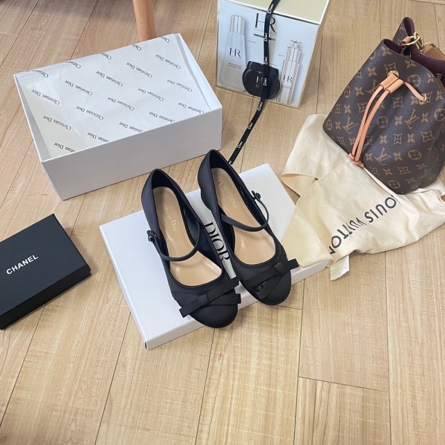 Luxury Fashion Satin Chunky Mary Jane Shoes