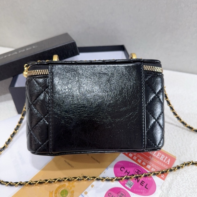 Metal Logo Fashion Leather Makeup Bags
