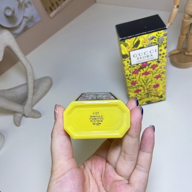 Flora Gorgeous Orchid Women Perfume 100ml