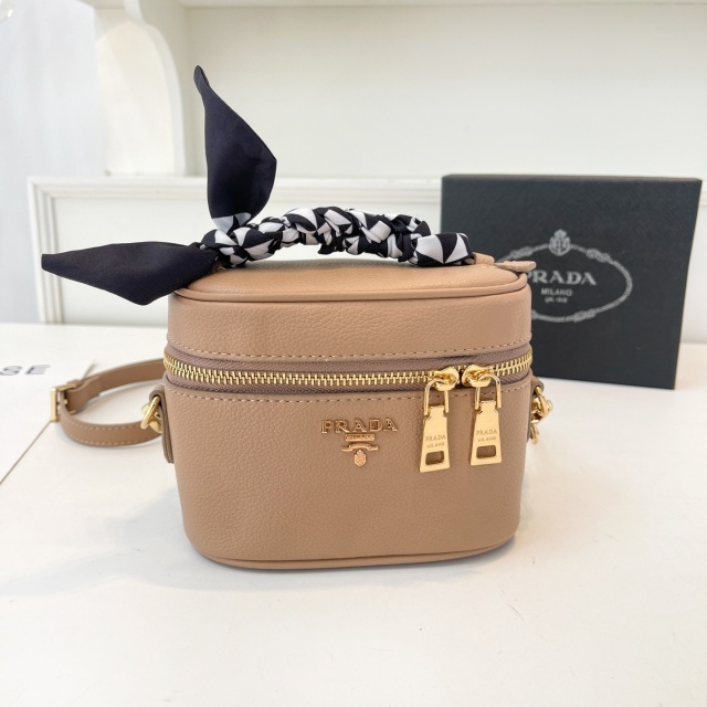 Fashion Logo Women Leather Crossbody Makeup Bags