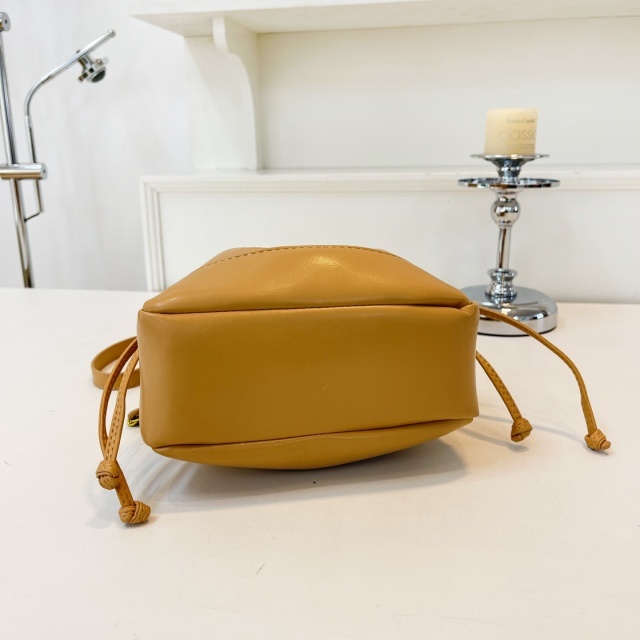 Metal Logo Leather Fashion Crossbody Bucket Bags