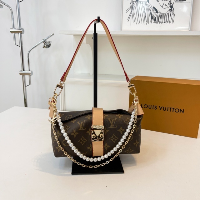 Pearl Fashion Leather Luxury Messenger Bags