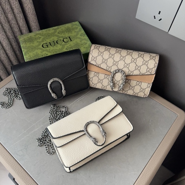 Chained Fashion Women Messenger Bags