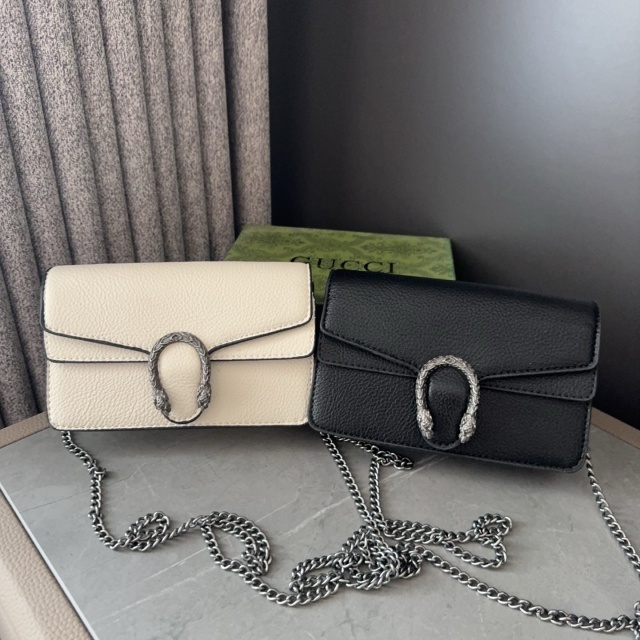 Chained Fashion Women Messenger Bags