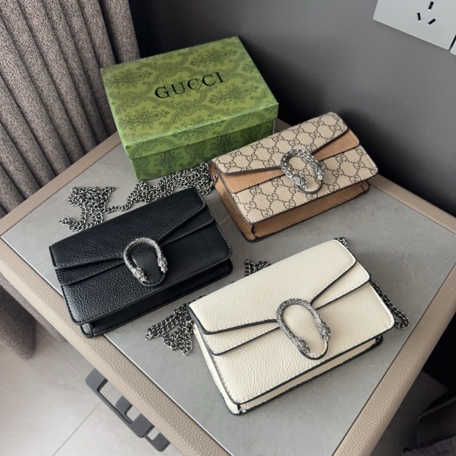 Chained Fashion Women Messenger Bags