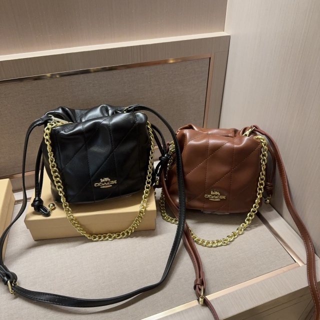 Metal Logo Fashion Leather Bucket Bags