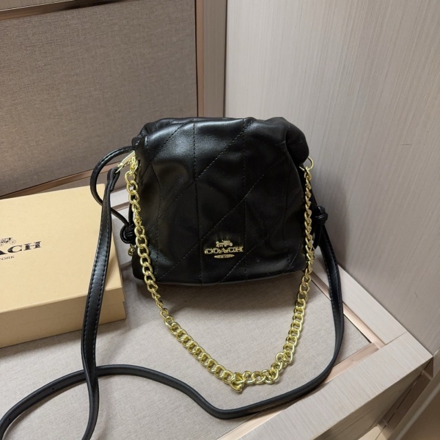 Metal Logo Fashion Leather Bucket Bags