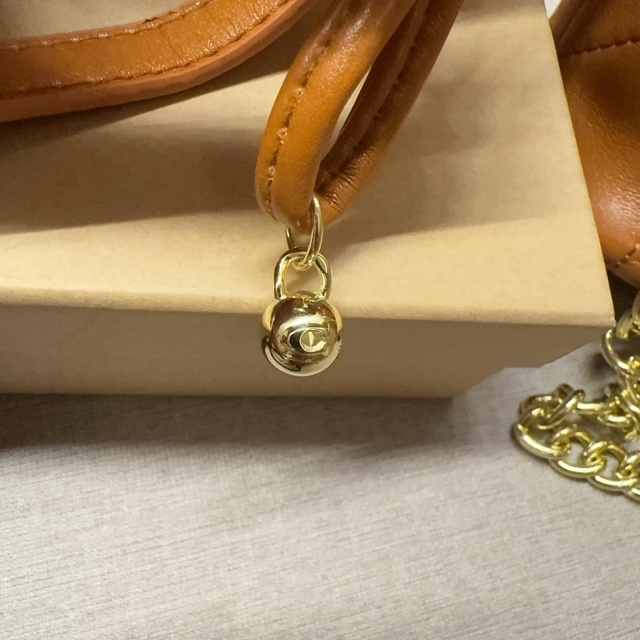 Metal Logo Fashion Leather Bucket Bags