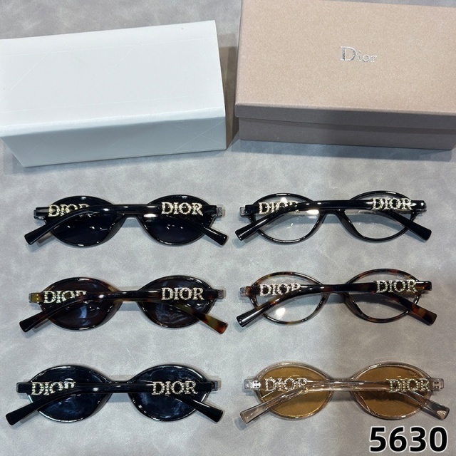 Small Oval Frame Vintage Style Glasses