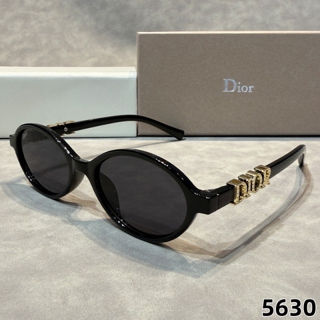 Small Oval Frame Vintage Style Glasses