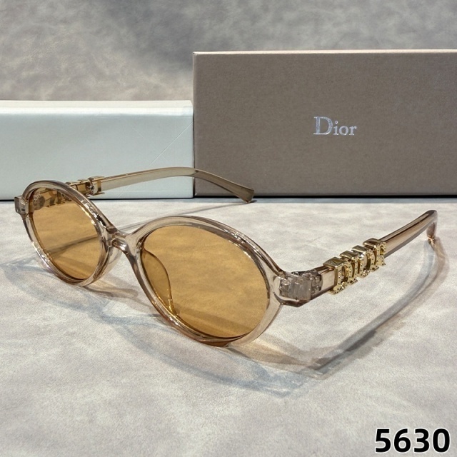 Small Oval Frame Vintage Style Glasses