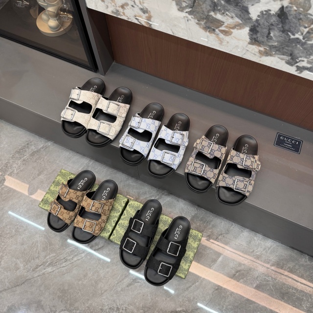 Luxury Fashion Buckle Strap Flat Sandals