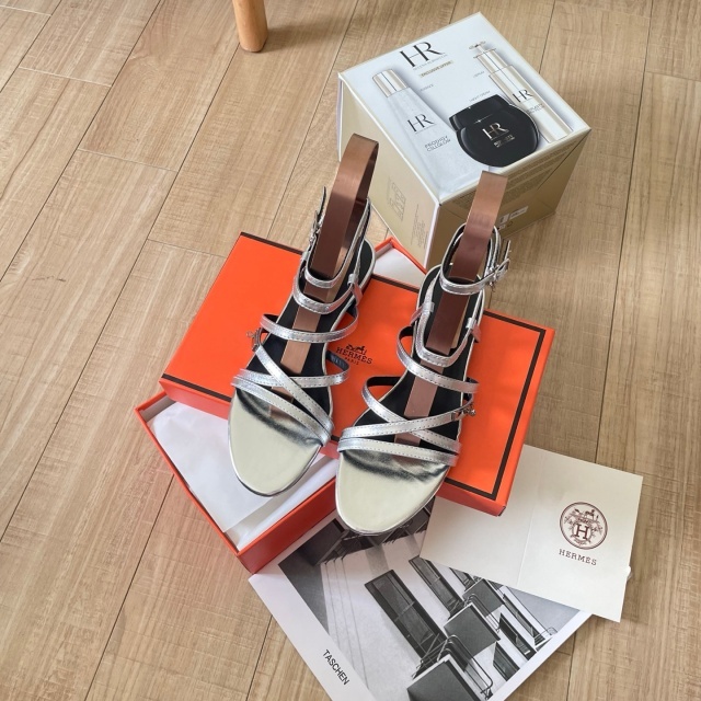 Luxury Fashion Women Sexy Hollow Out Flat Sandals