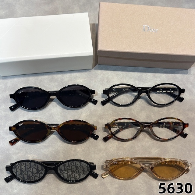 Small Oval Frame Vintage Style Glasses