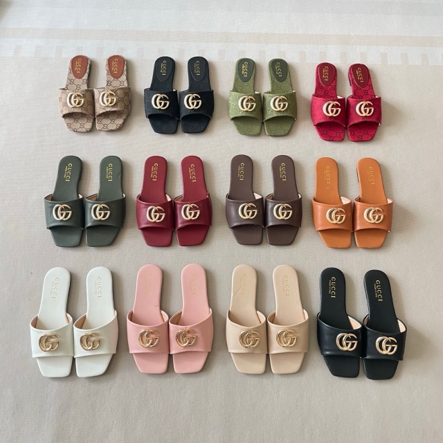 Metal Logo Fashion Women Flat Slides