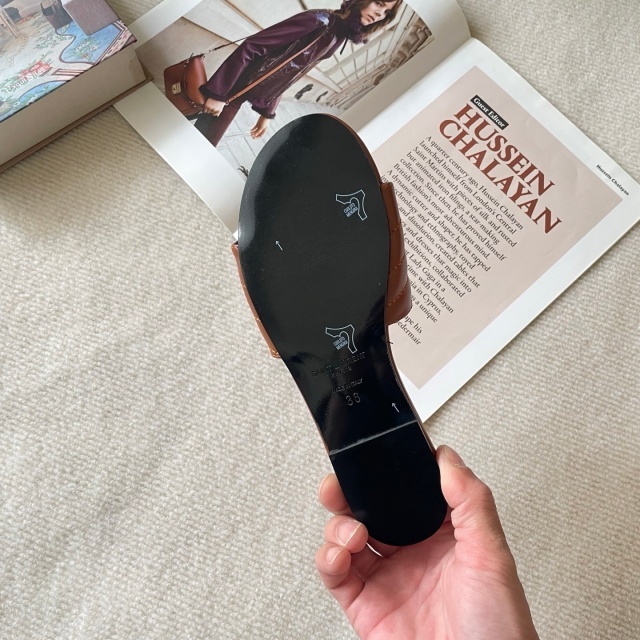 Metal Logo Luxury Women Flat Sandals