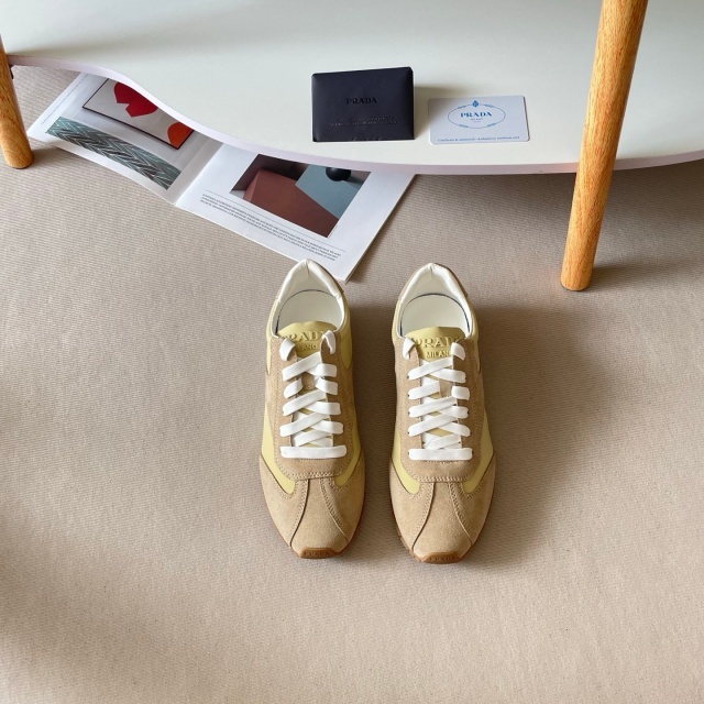 Luxury Fashion Women Chic Sneakers