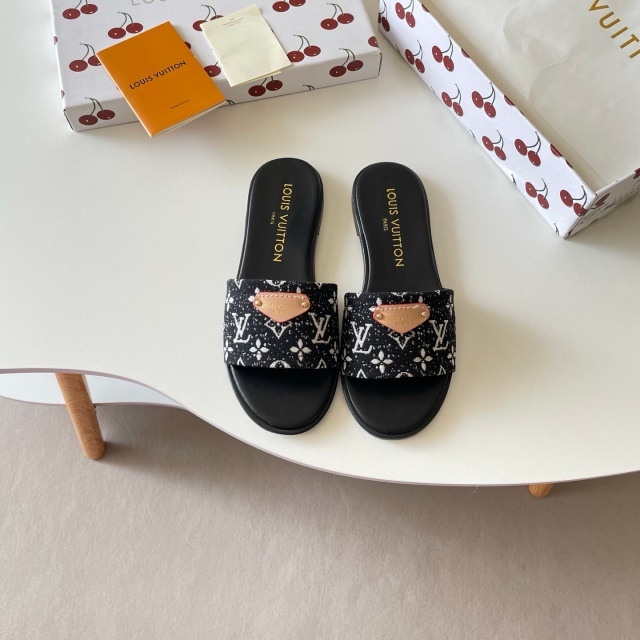 Luxury Fashion Women Flat Slides