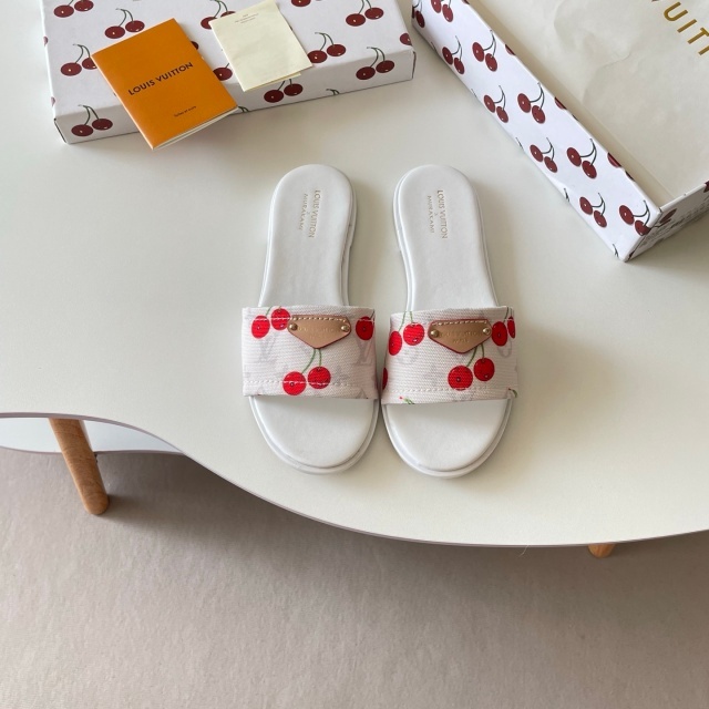 Luxury Fashion Women Flat Slides