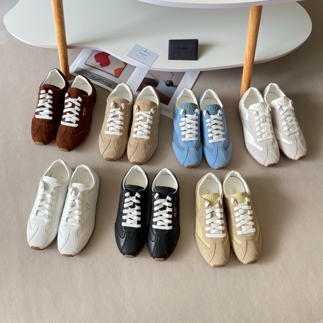 Luxury Fashion Women Chic Sneakers