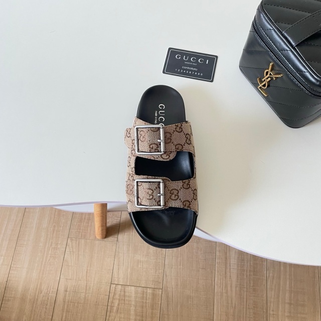 Luxury Fashion Buckle Strap Flat Slides